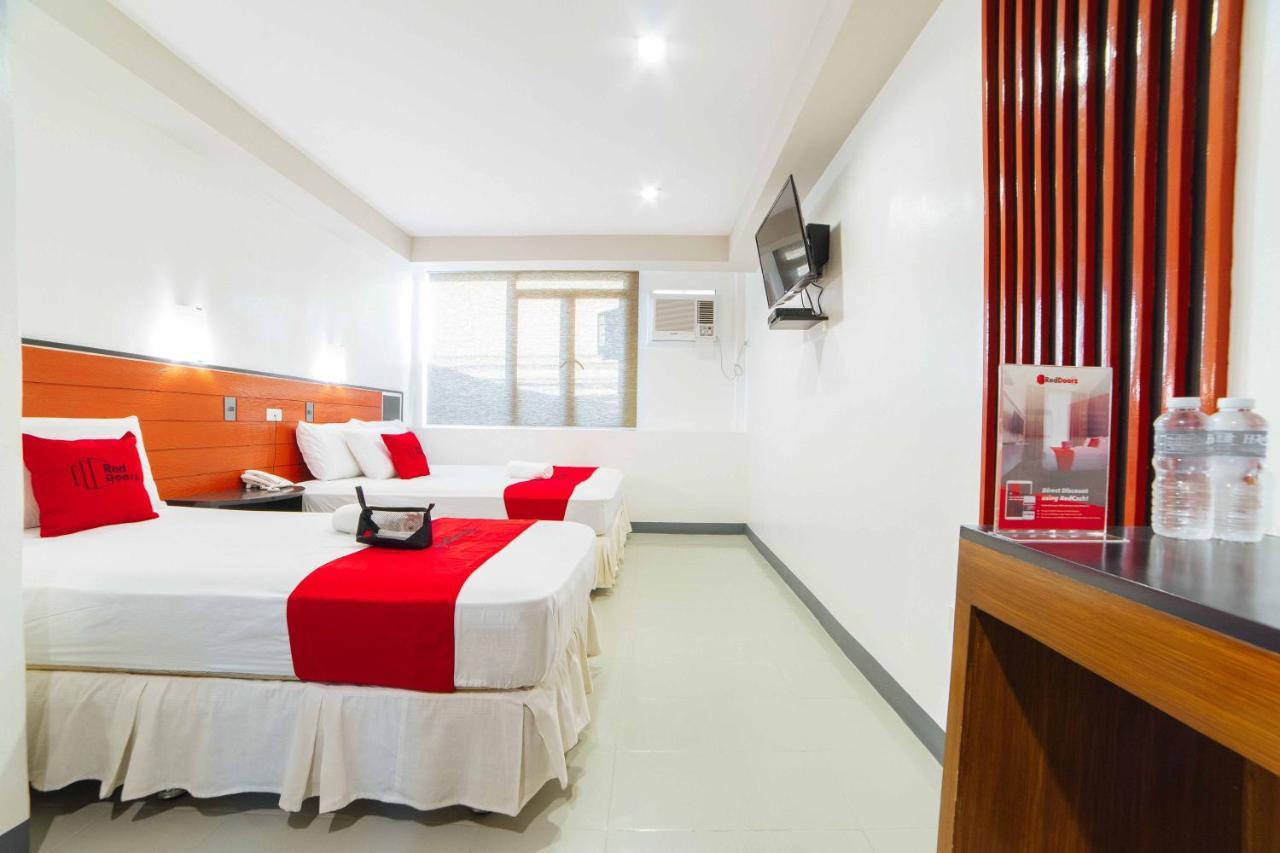 Reddoorz Plus Near San Pedro Cathedral Davao City Eksteriør bilde